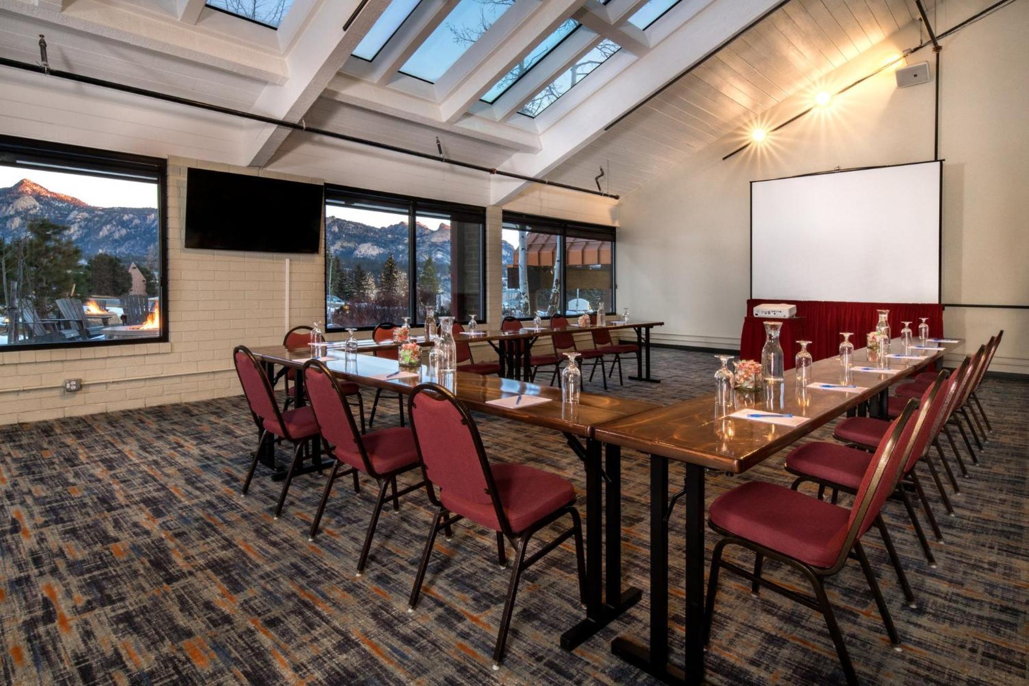 Holiday Inn Estes Park By Ihg Buitenkant foto